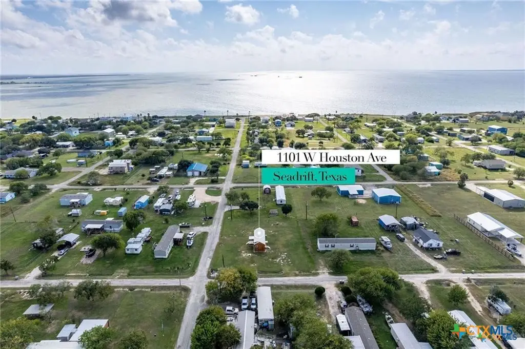 1101-1103 W Houston Avenue, Seadrift, TX 77983 - #1