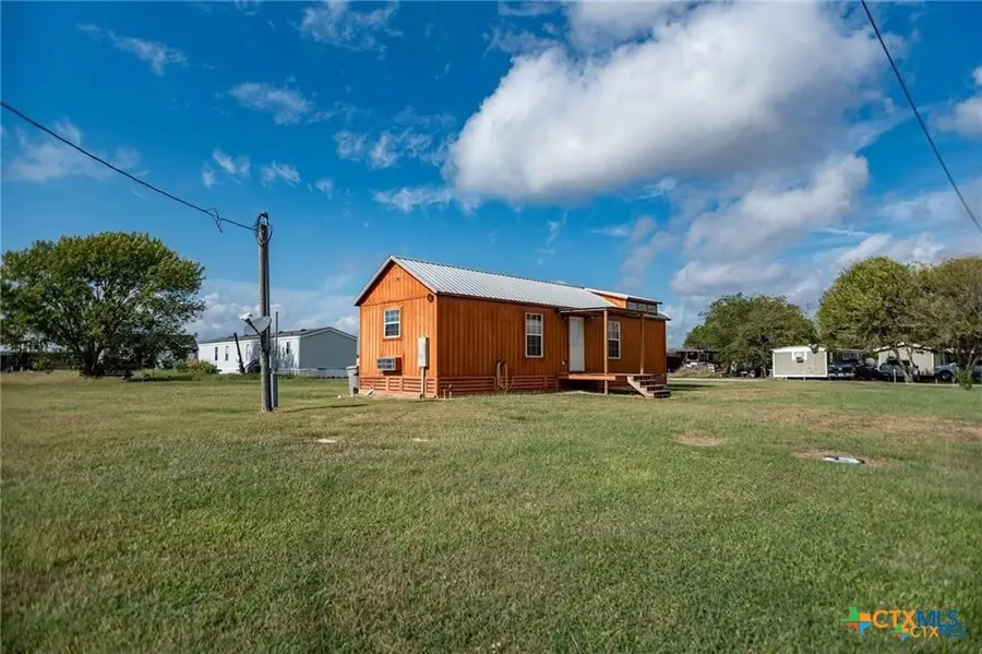 1101-1103 W Houston Avenue, Seadrift, TX 77983 - #3