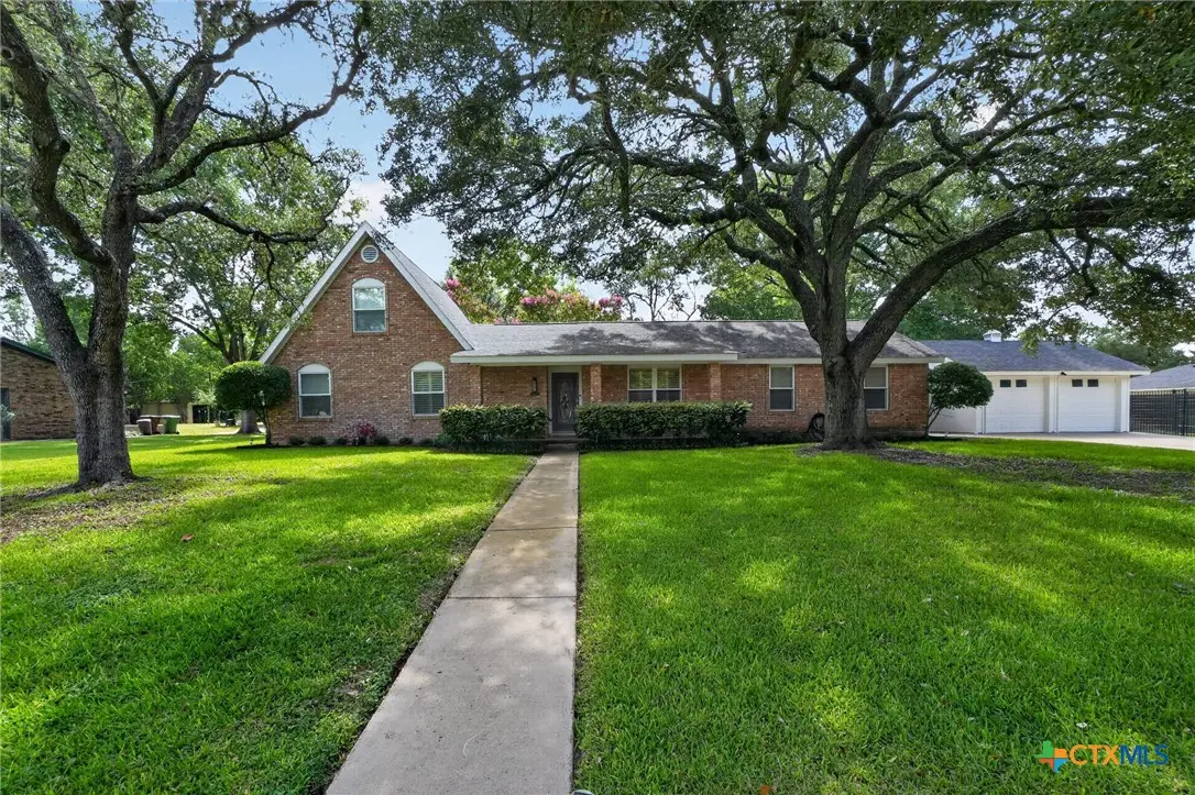 1622 Twin Island Drive, Lockhart, TX 78644 - #1