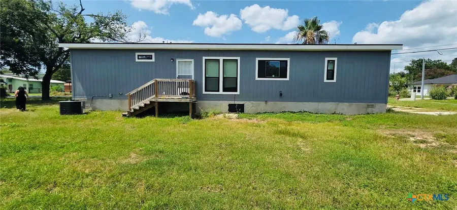 2214 Pecan Street, Bastrop, TX 78602 - #2