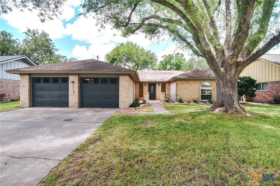 206 Gettysburg Drive, Victoria, TX 77904 - #1