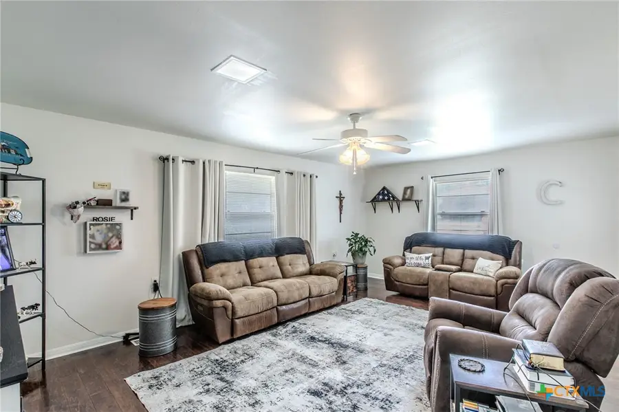 306 Fennimore Street, Gatesville, TX 76528 - #2