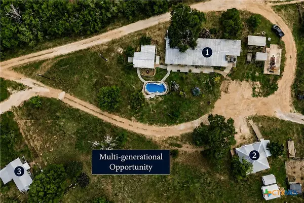 227 Henderson Lane, Lockhart, TX 78644