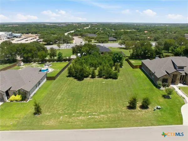 578 Creekside Drive, Belton, TX 76513