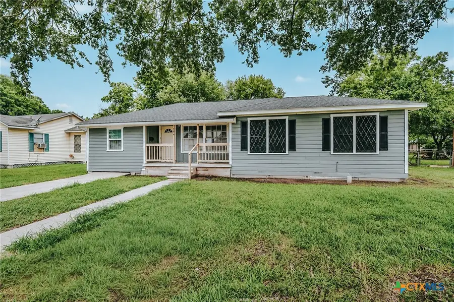 606 E Mesquite Lane, Victoria, TX 77901 - #2