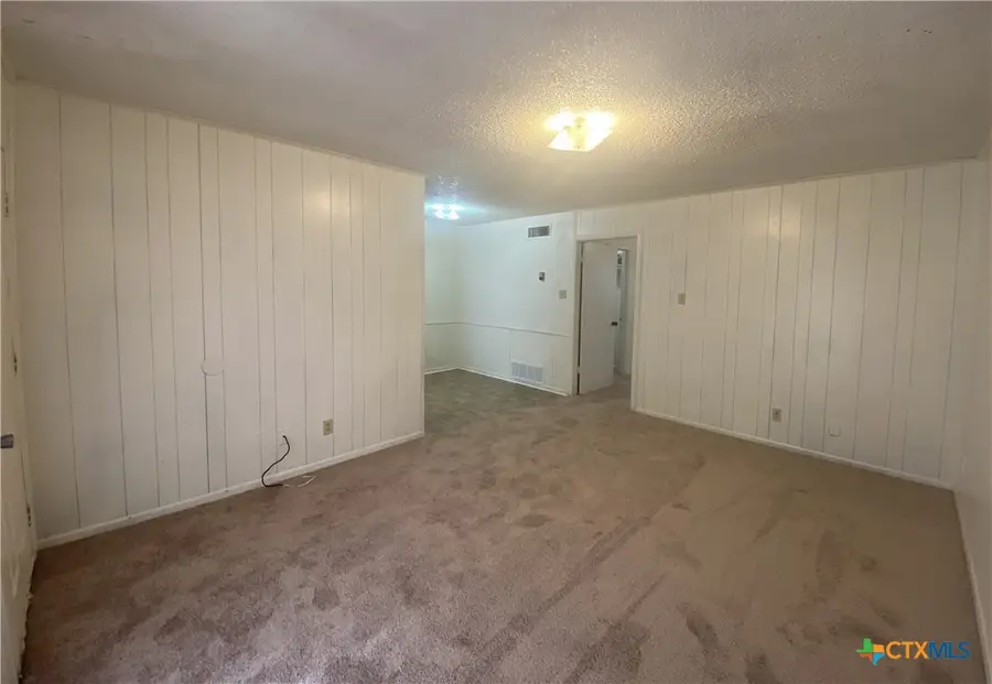1105 Parmer Avenue, Killeen, TX 76541 - #3