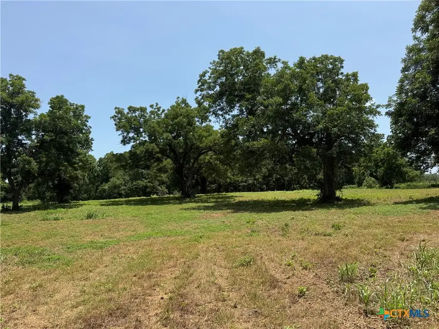 00 B And B, Seguin, TX 78155 - #3