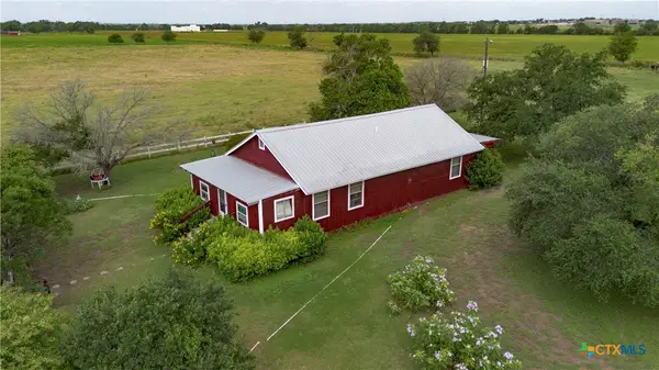 402 Happy Haven Road, McQueeney, TX 78123