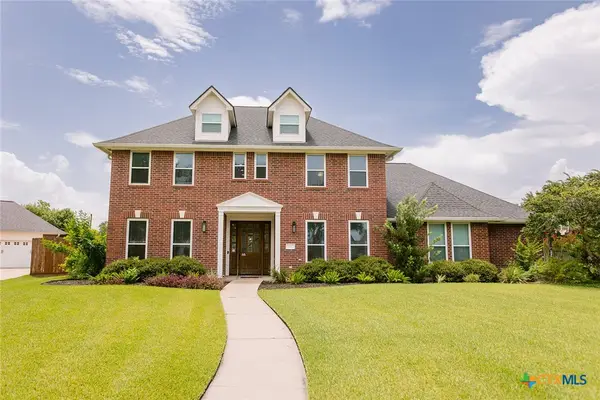 101 Legend Drive, Victoria, TX 77904