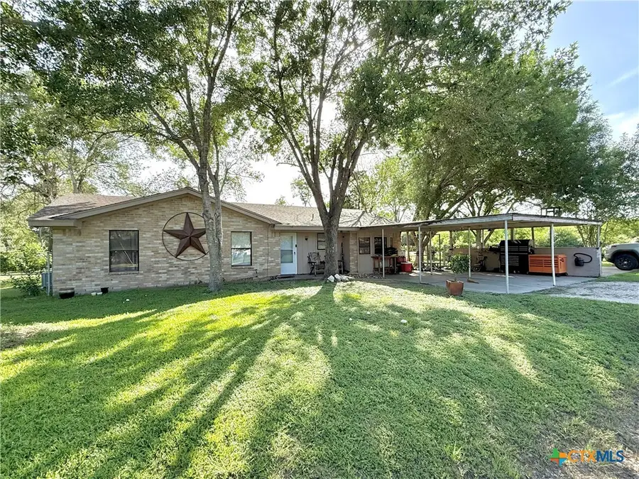 1209 Cobb Street, Edna, TX 77957 - #2