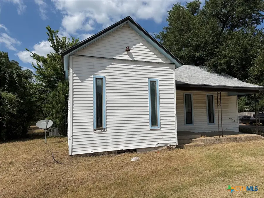 500 6th Street, Cameron, TX 76520 - #2