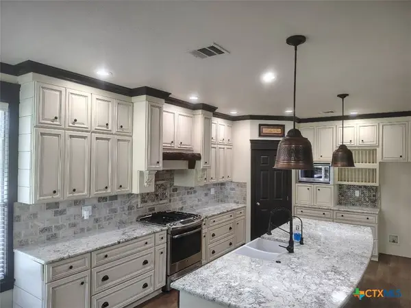3299 Espada, New Braunfels, TX 78132