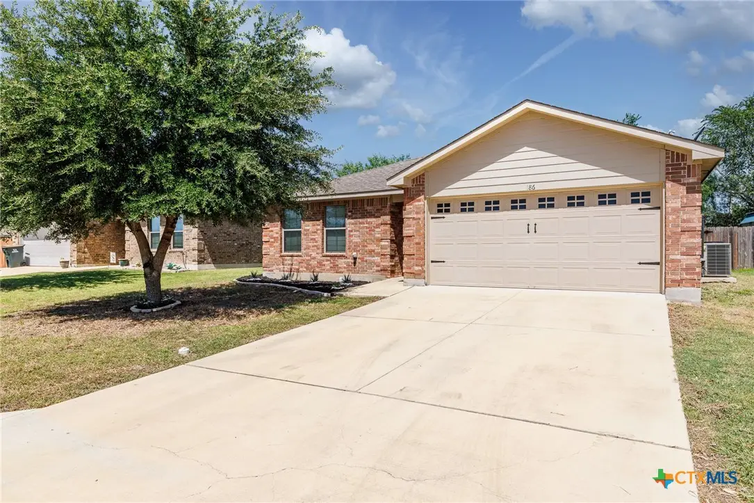 186 Talon Drive, Luling, TX 78648 - #1