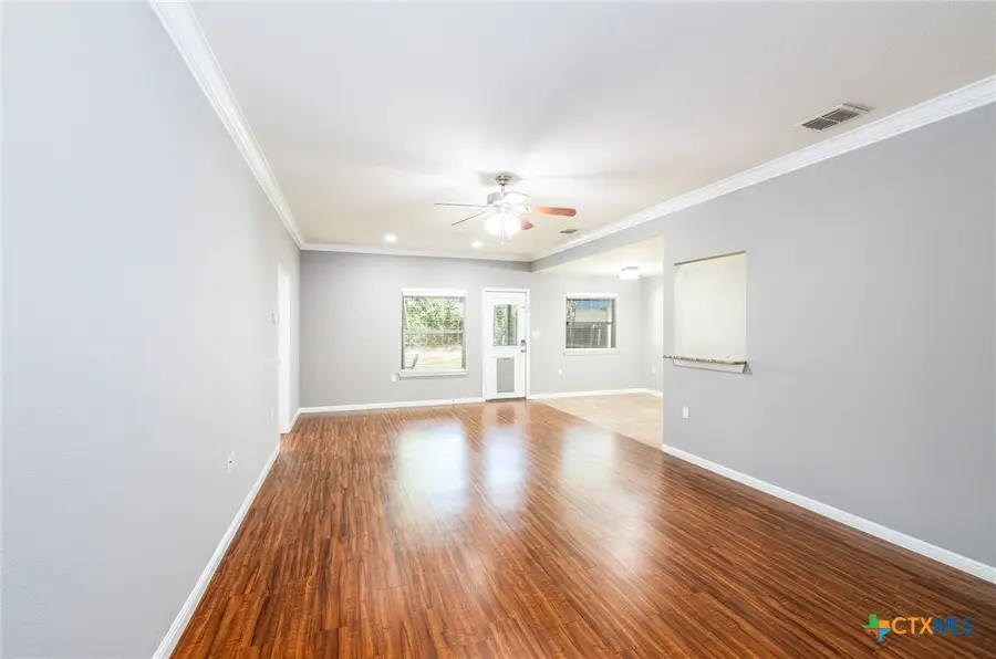 186 Talon Drive, Luling, TX 78648 - #3