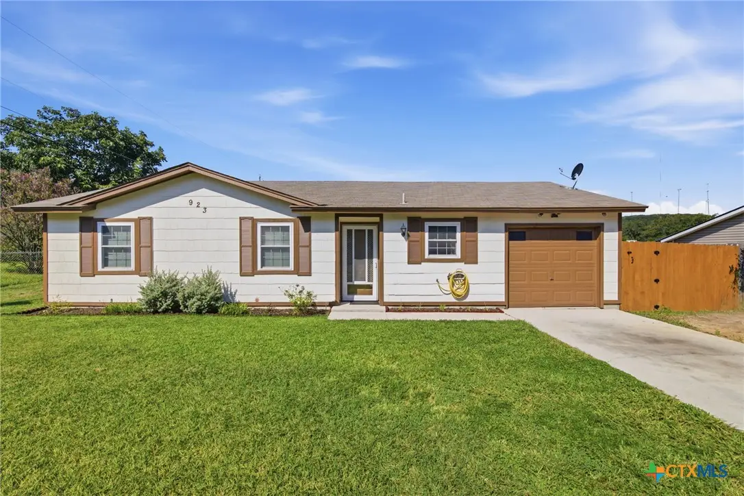 923 Hackberry Street, Copperas Cove, TX 76522 - #1