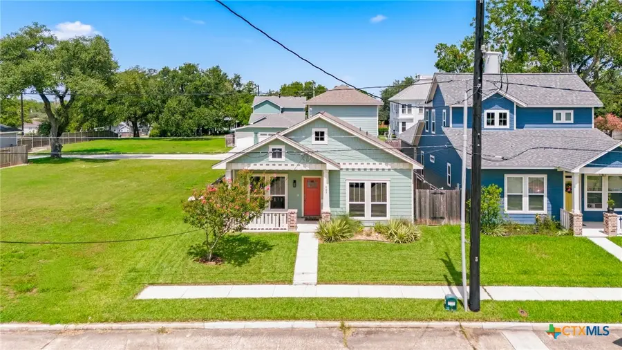 605 S Wheeler Street, Victoria, TX 77901 - #2