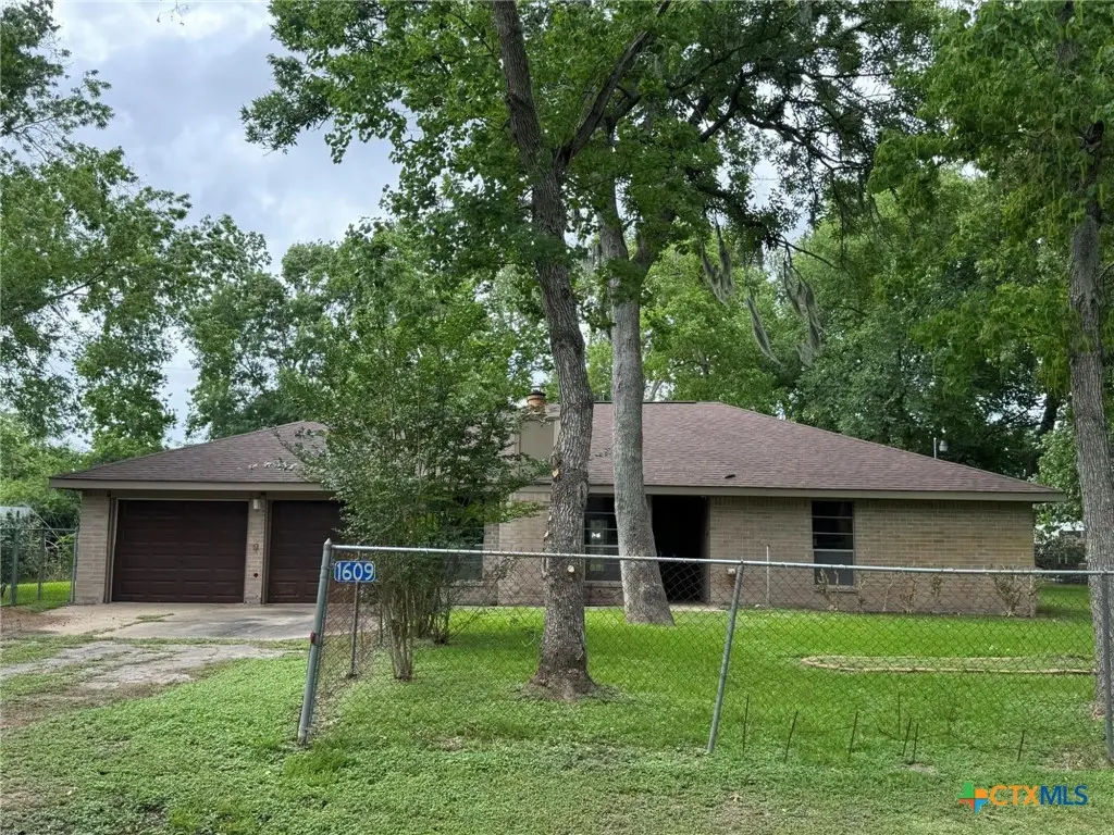1609 Forrest Drive, Wharton, TX 77488 - #1