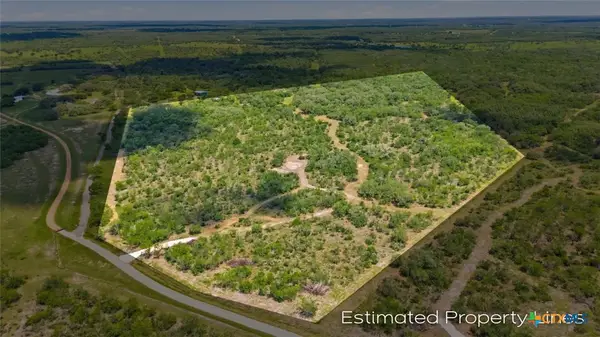 317 Machicek Road, Goliad, TX 77963