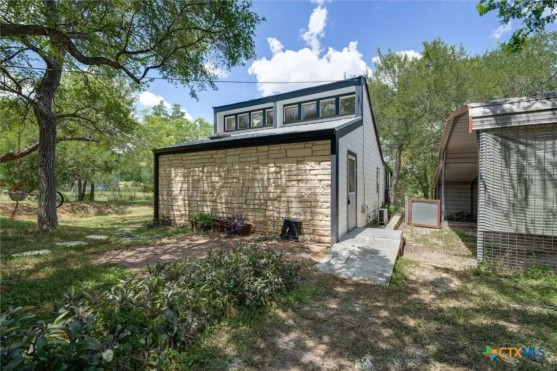 150 Lakeview Drive, Del Valle, TX 78617 - #1