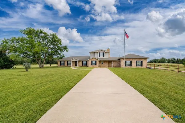 1506 Harwood Road, Luling, TX 78648