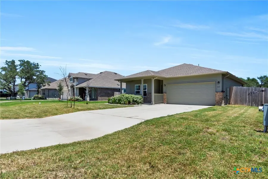 513 Lucky Ave, Bertram, TX 78605 - #2