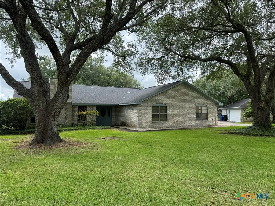 4 Shantilly Lane, Bay City, TX 77414 - #3