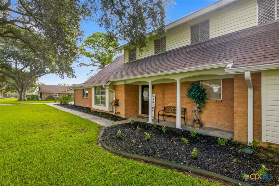 205 Yucca Drive, Victoria, TX 77904 - #3