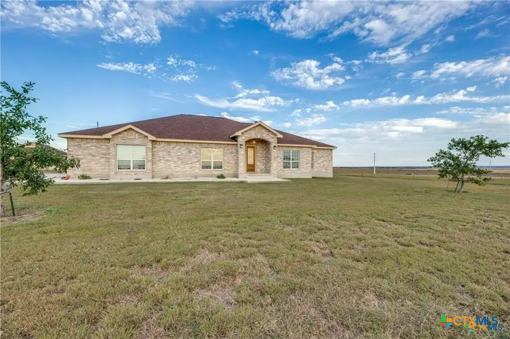 8177 Boenig Road, Seguin, TX 78155 - #1