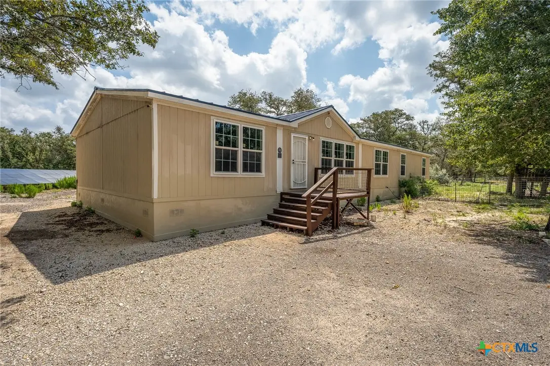 520 Turkey Tree Trail, Seguin, TX 78155 - #1