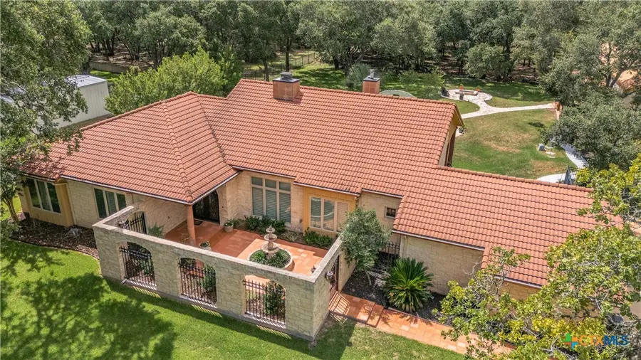 166 Post Oak Bend, Inez, TX 77968 - #2