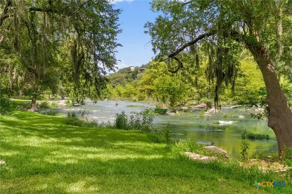 1731 Riada Drive, New Braunfels, TX 78132