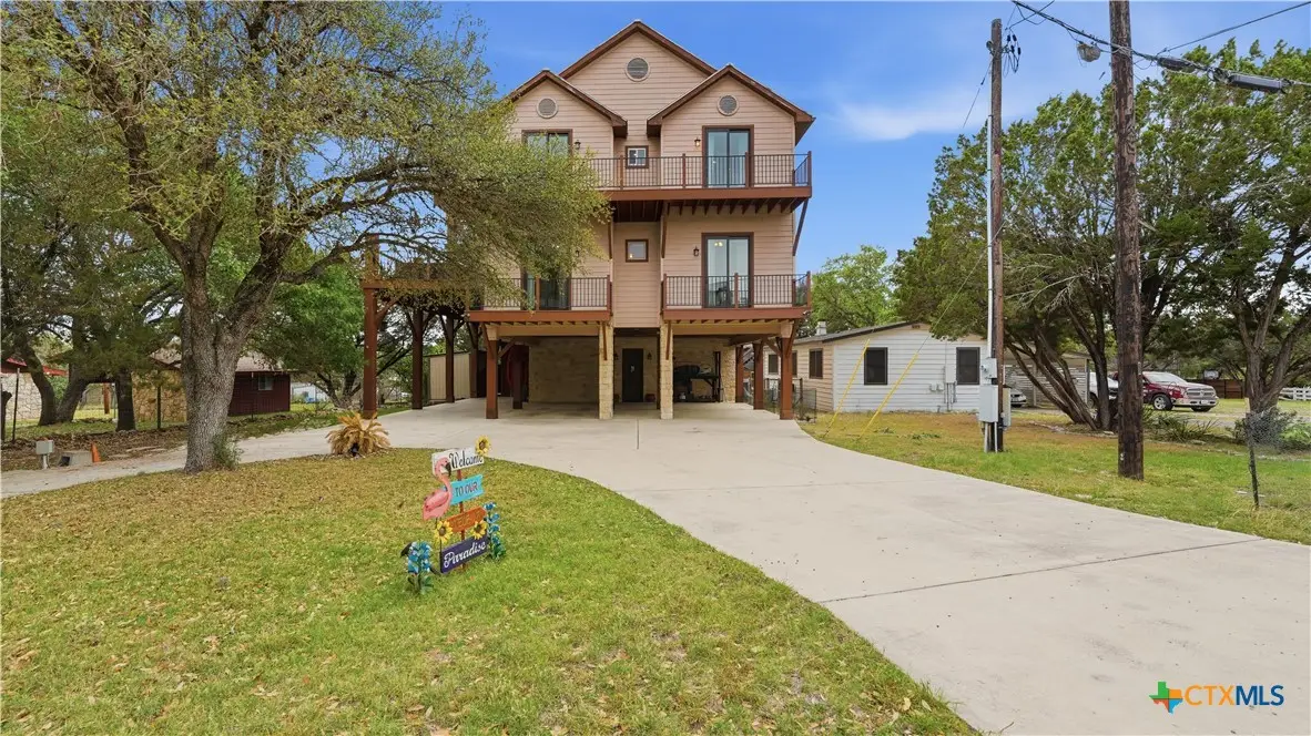 628 Country Lane, Canyon Lake, TX 78133 - #1