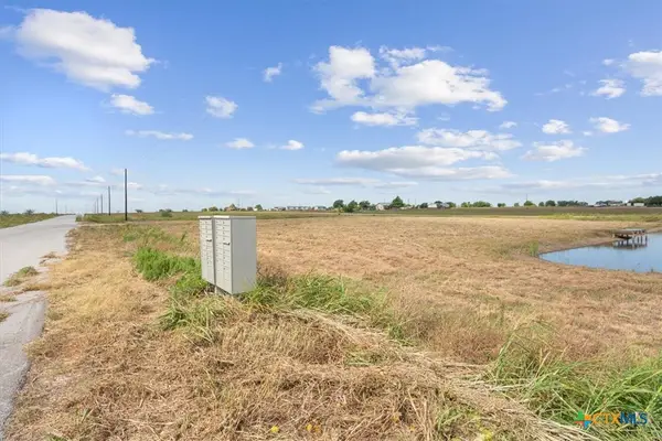 2308 Bluebonnet Drive, Rogers, TX 76569