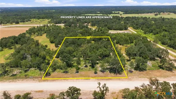 408 Cresent Bend, Cameron, TX 76520