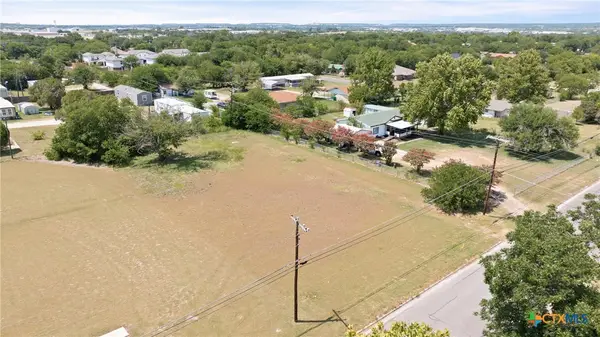 810 Harley Drive, Harker Heights, TX 76548