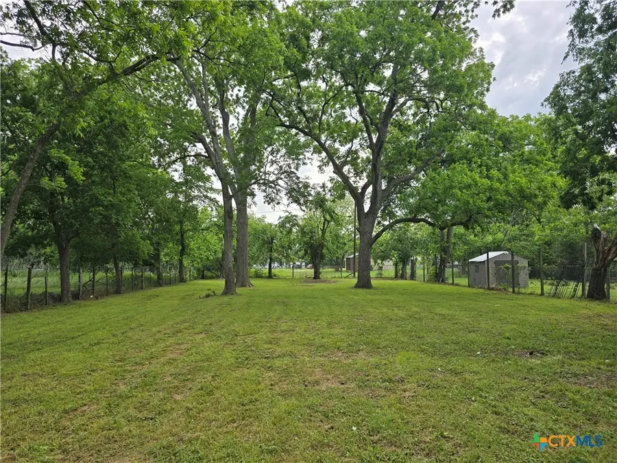 315 Commerce Street, Marlin, TX 76661 - #3