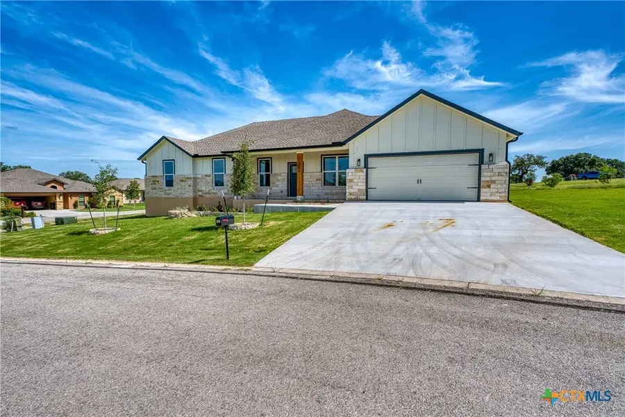 101 Olympia Hills Court, Kingsland, TX 78639 - #2