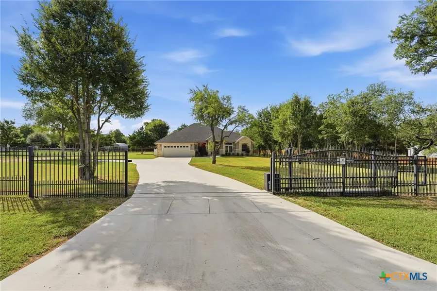 123 Tomahawk Trail, Seguin, TX 78155 - #2