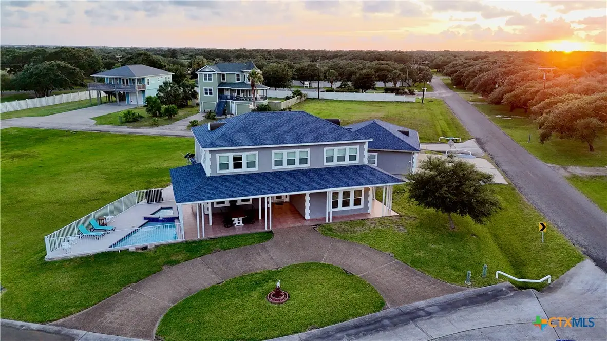 102 Smith Cove Road, Rockport, TX 78382 - #1