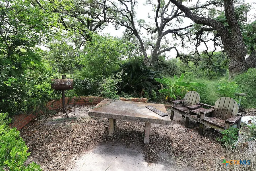 229 E Fannin Street, Goliad, TX 77963 - #3