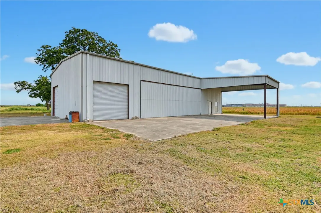 1025 Link Road, Seguin, TX 78155 - #1