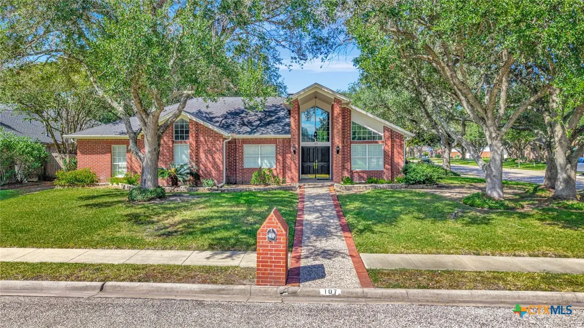 107 Tournament Drive, Victoria, TX 77904 - #1