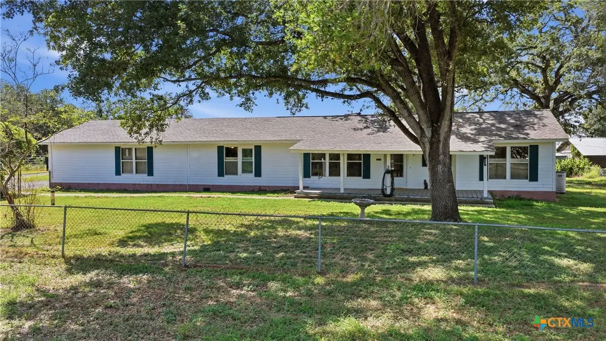 4821 Fm 467, Seguin, TX 78155 - #1