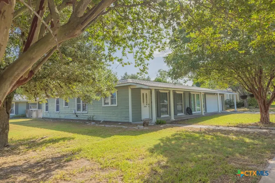 313 3rd Street, Cuero, TX 77954 - #2