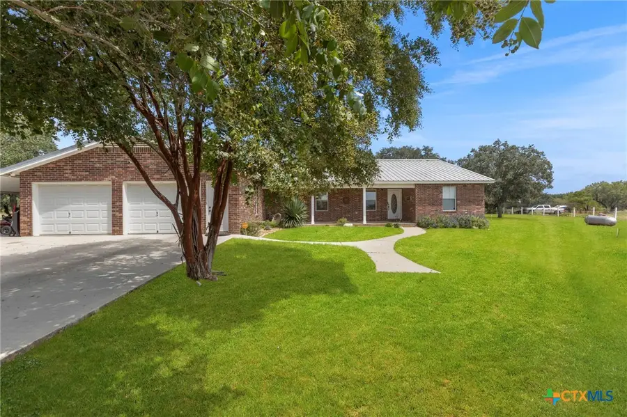 172 Meadow Lake Drive, Seguin, TX 78155 - #3