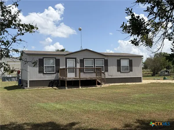 387 Adcock Road, Victoria, TX 77905