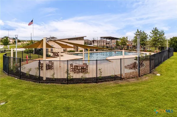 204 Yucca Drive, Seguin, TX 78155