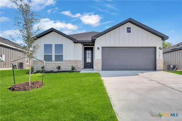 425 Mustang Loop, Nolanville, TX 76559