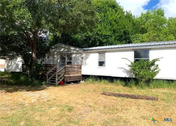 590 Lee Street, Victoria, TX 77905