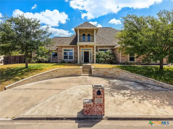 3917 Walden Creek Crossing, Harker Heights, TX 76548